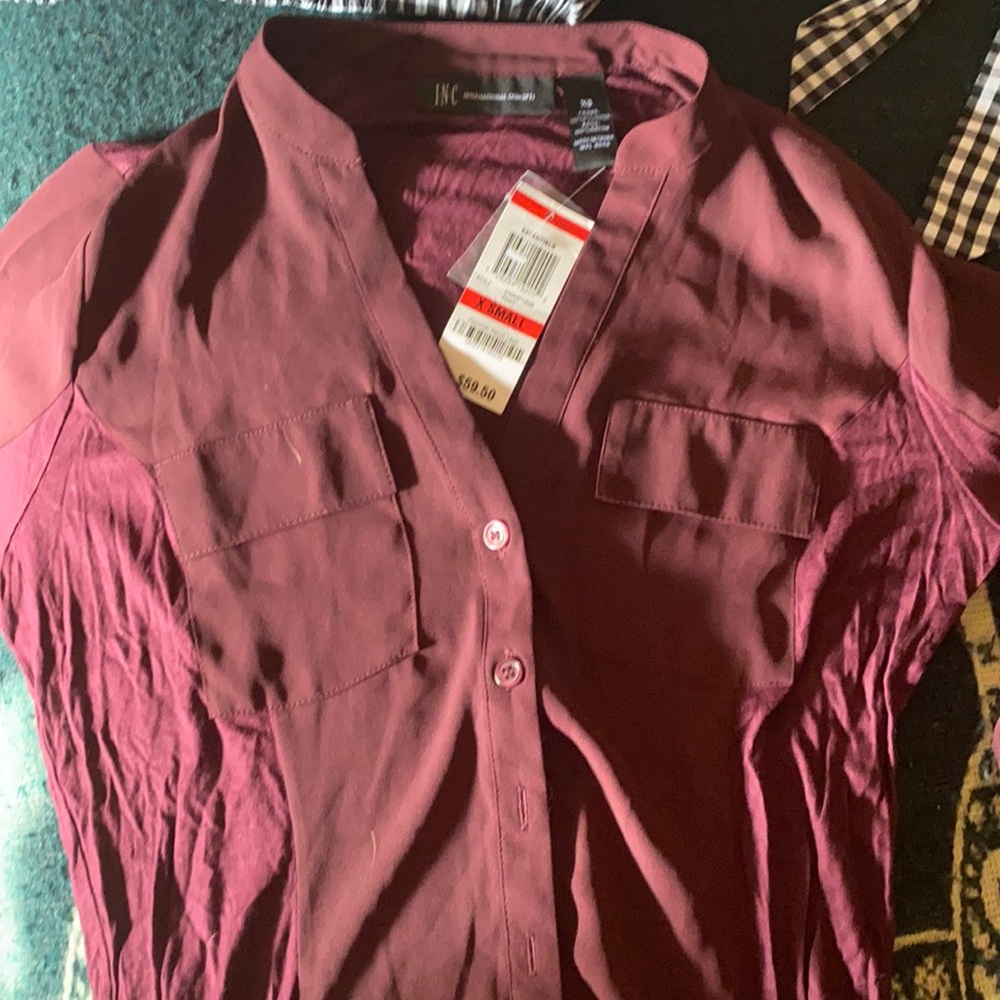 Burgundy dressy shirt. Brand new ! Original tags